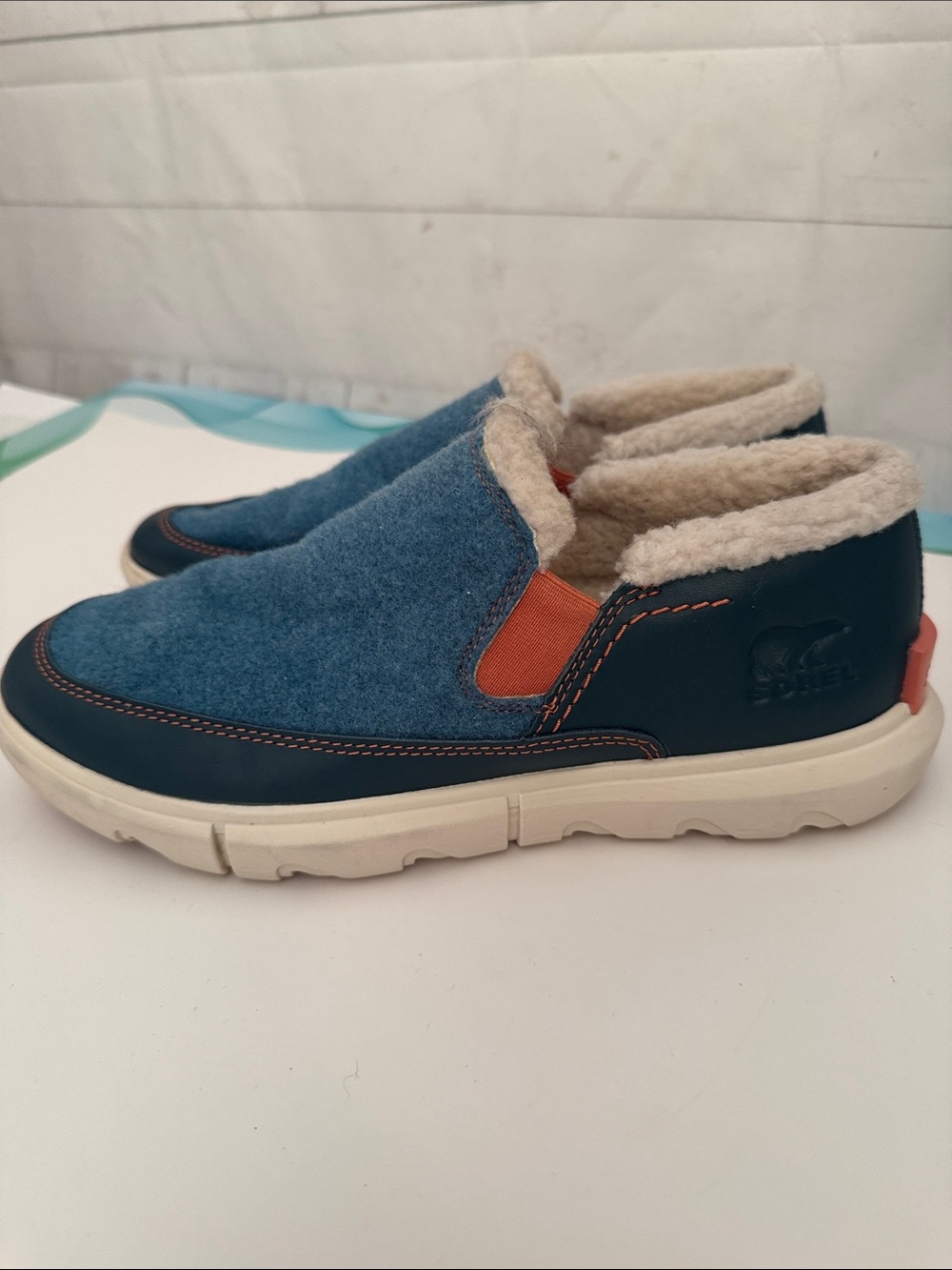 Sorel Size 9 Mackenzie ll Blue and Orange Cozy-Lined Slip-On Shoe Bootie
